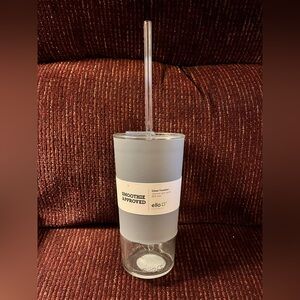 Ello Smoothie Approved Tidal Glass Tumbler w/Straw